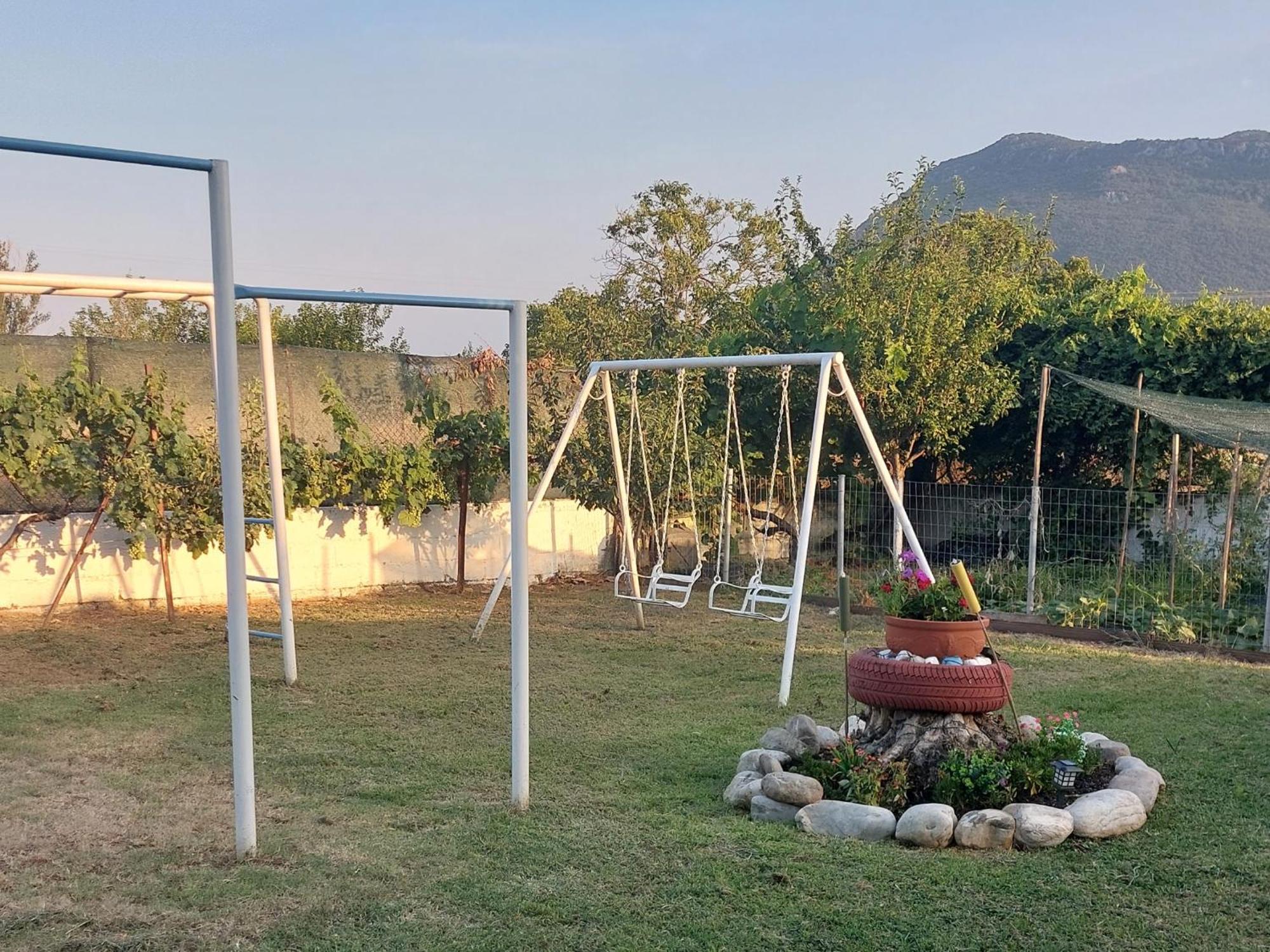 Гостьовий будинок Pomegranate Tree House - Meteora Каламбака Екстер'єр фото